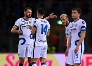 开云体育官方网站-包含博洛尼亚后防犯错频频，需及时改进的词条