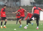 开云下载-包含重庆斯威备战对阵外国球队，备战充实训练的词条