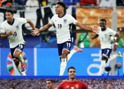 开云APP-包含精彩对决，欧洲杯赛事引发球迷狂热的词条