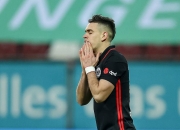 开云体育中国-沙尔克主场击败法兰克福，稳定排名前十的简单介绍