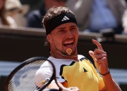 开云体育官方网站-包含法网险胜戴维斯杯，兹维列夫高光表现的词条