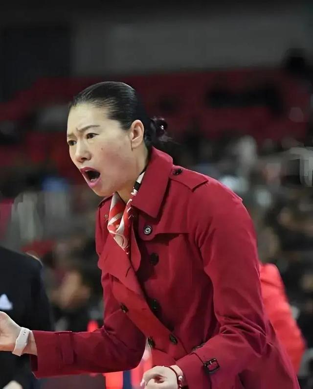 乌克兰女篮队员克服困难,迎战强手 乌克兰女篮队员克服困难,迎战强手