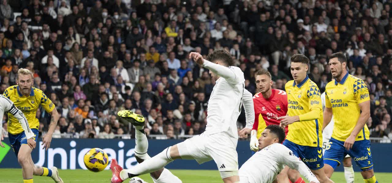 罗马城主场遭遇皇家马德里疯狂进攻