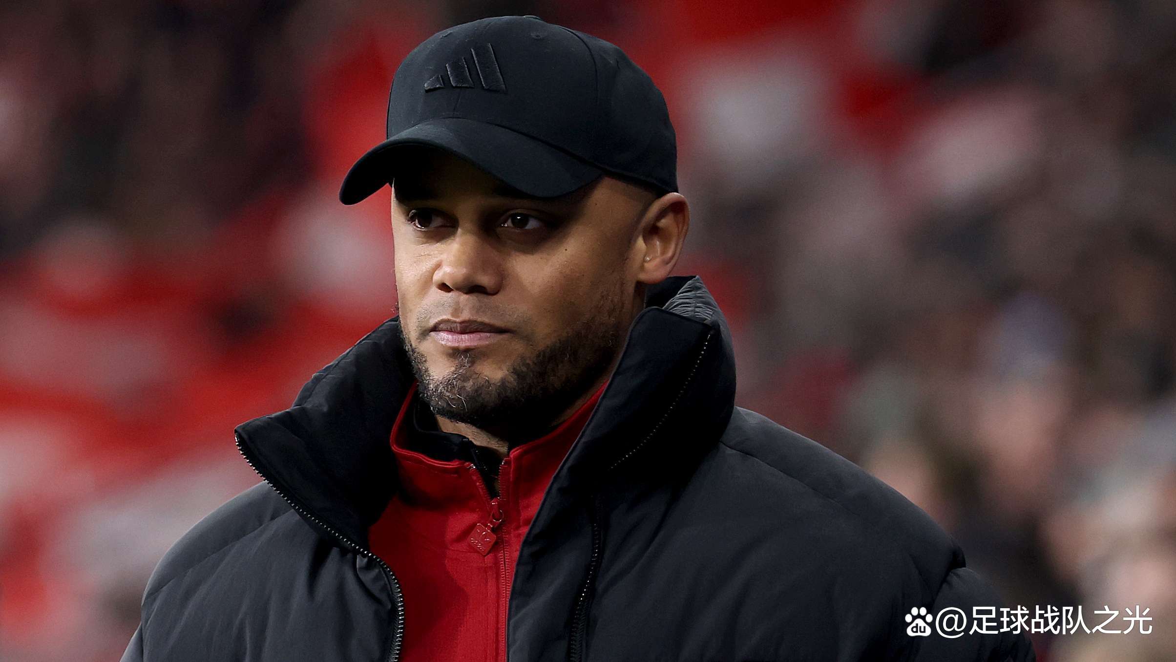 包含拜仁慕尼黑后卫当场昏倒,送医急救的词条 包含拜仁慕尼黑后卫当场昏倒,送医急救的词条