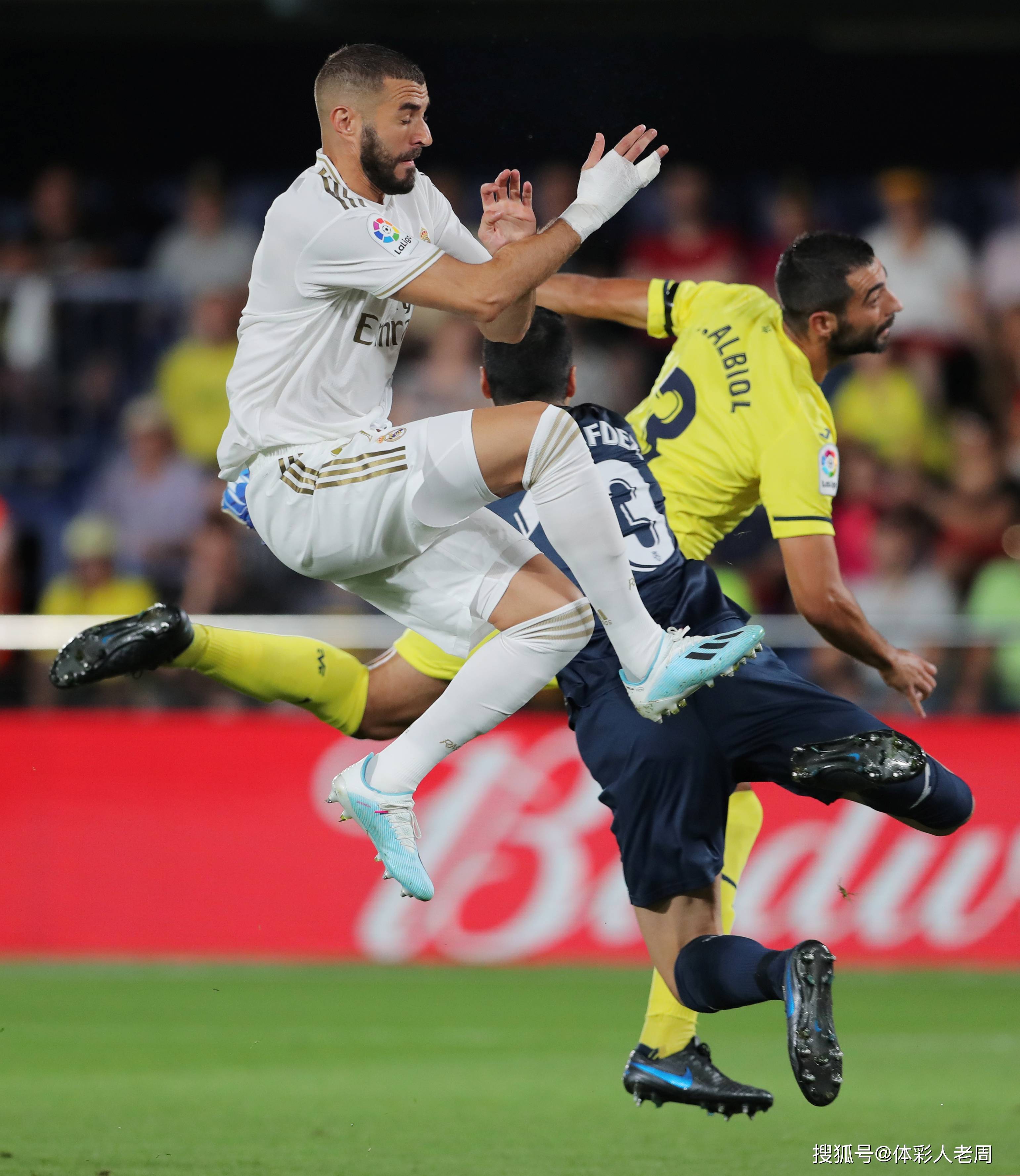 包含激情四射!最新国际足球大赛实况报道的词条 包含激情四射!最新国际足球大赛实况报道的词条