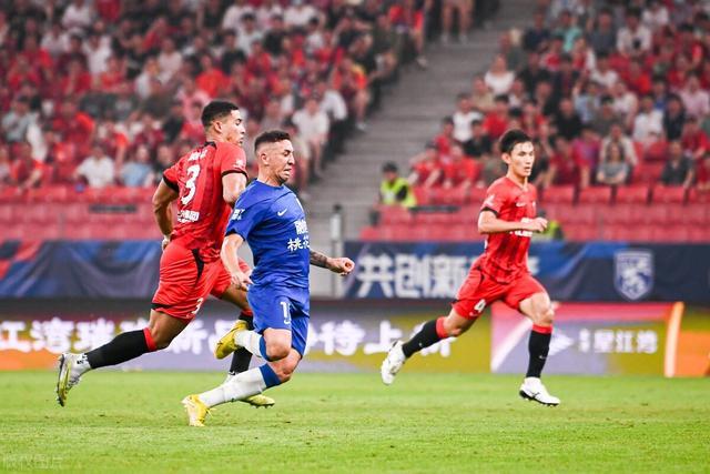 西班牙篮球联赛:马德里白衣军团持续领跑积分榜的简单介绍 西班牙篮球联赛:马德里白衣军团持续领跑积分榜的简单介绍