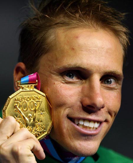 南非游泳选手刷新个人最好成绩的简单介绍