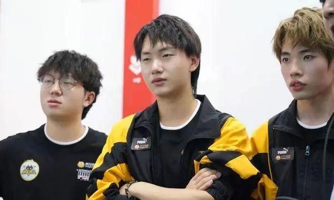 狼队阵中战术变化成功,取得好成绩的简单介绍 狼队阵中战术变化成功,取得好成绩的简单介绍