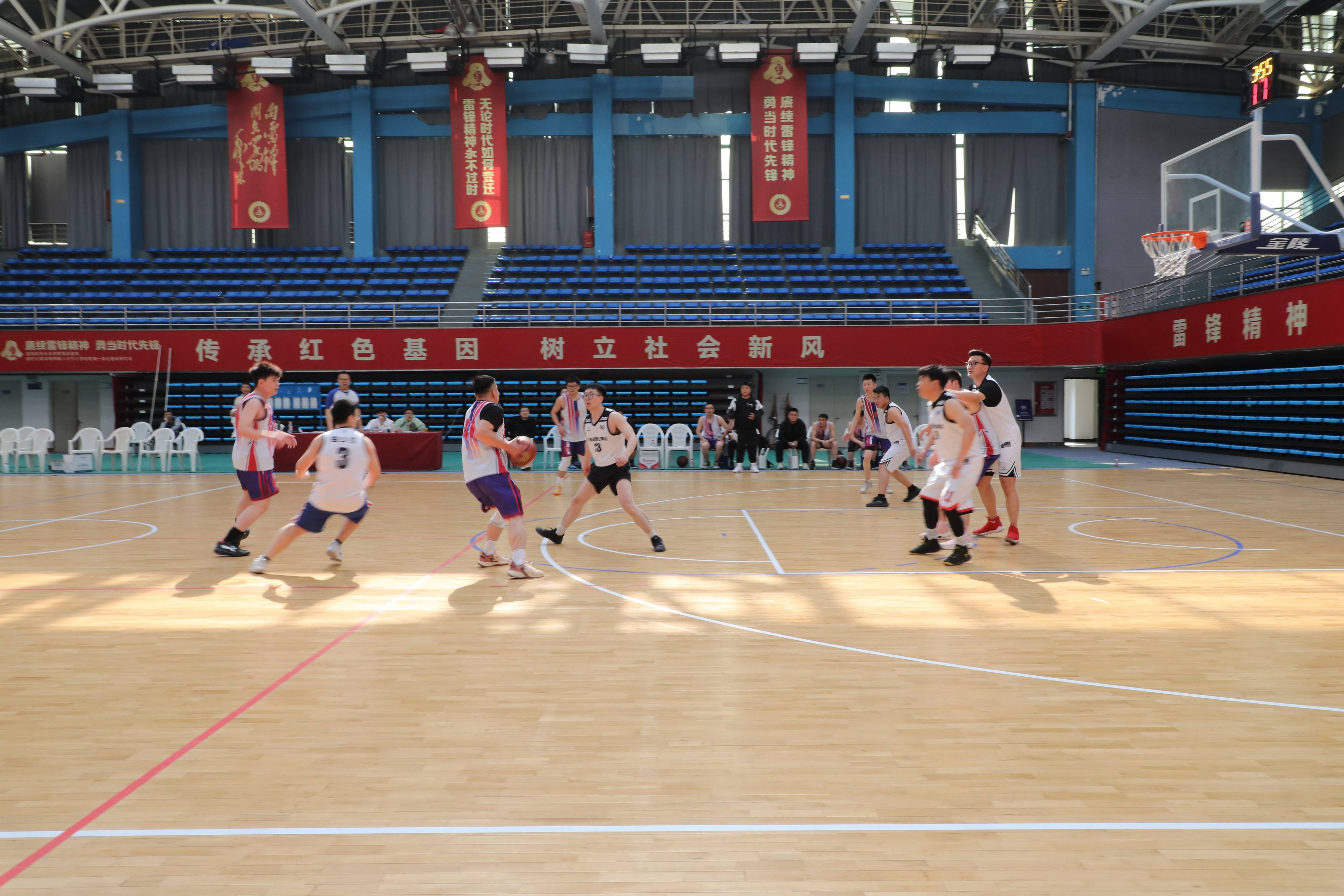 关于篮球赛事解说员出类拔萃,为比赛增色不少的信息 关于篮球赛事解说员出类拔萃,为比赛增色不少的信息