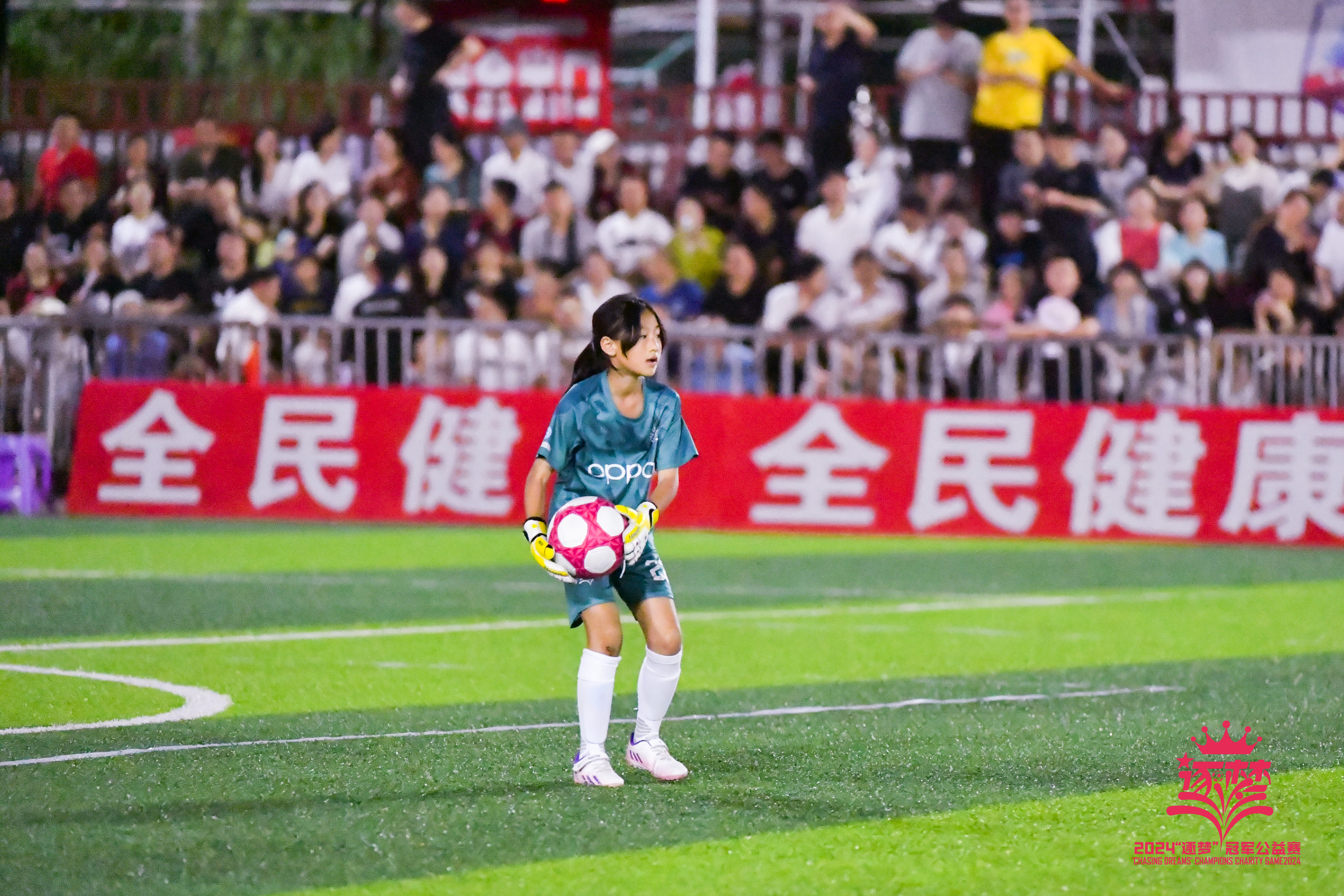 包含力争冠军!选手脚踏实地逐梦的词条 包含力争冠军!选手脚踏实地逐梦的词条