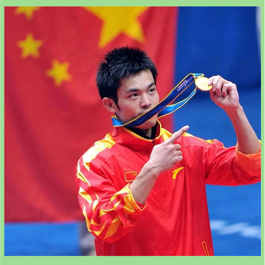 关于林丹的伤退让粉丝惊险的信息 关于林丹的伤退让粉丝惊险的信息