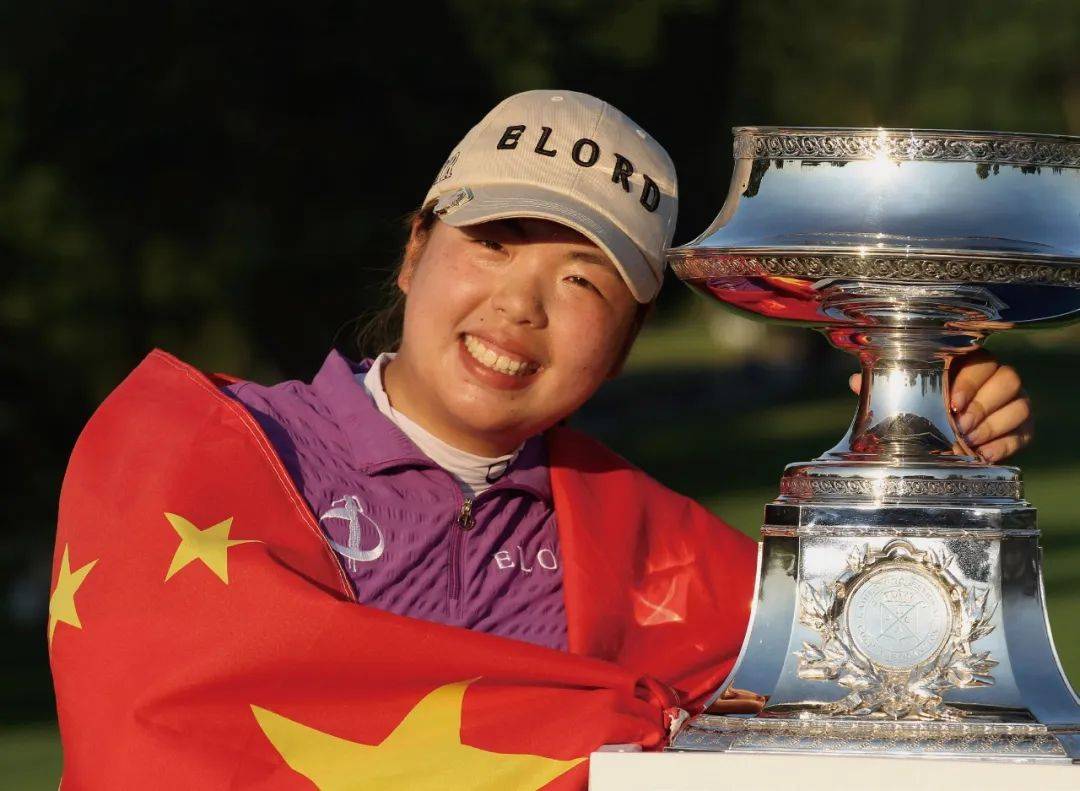 高尔夫赛事中国家队战胜对手成功转会