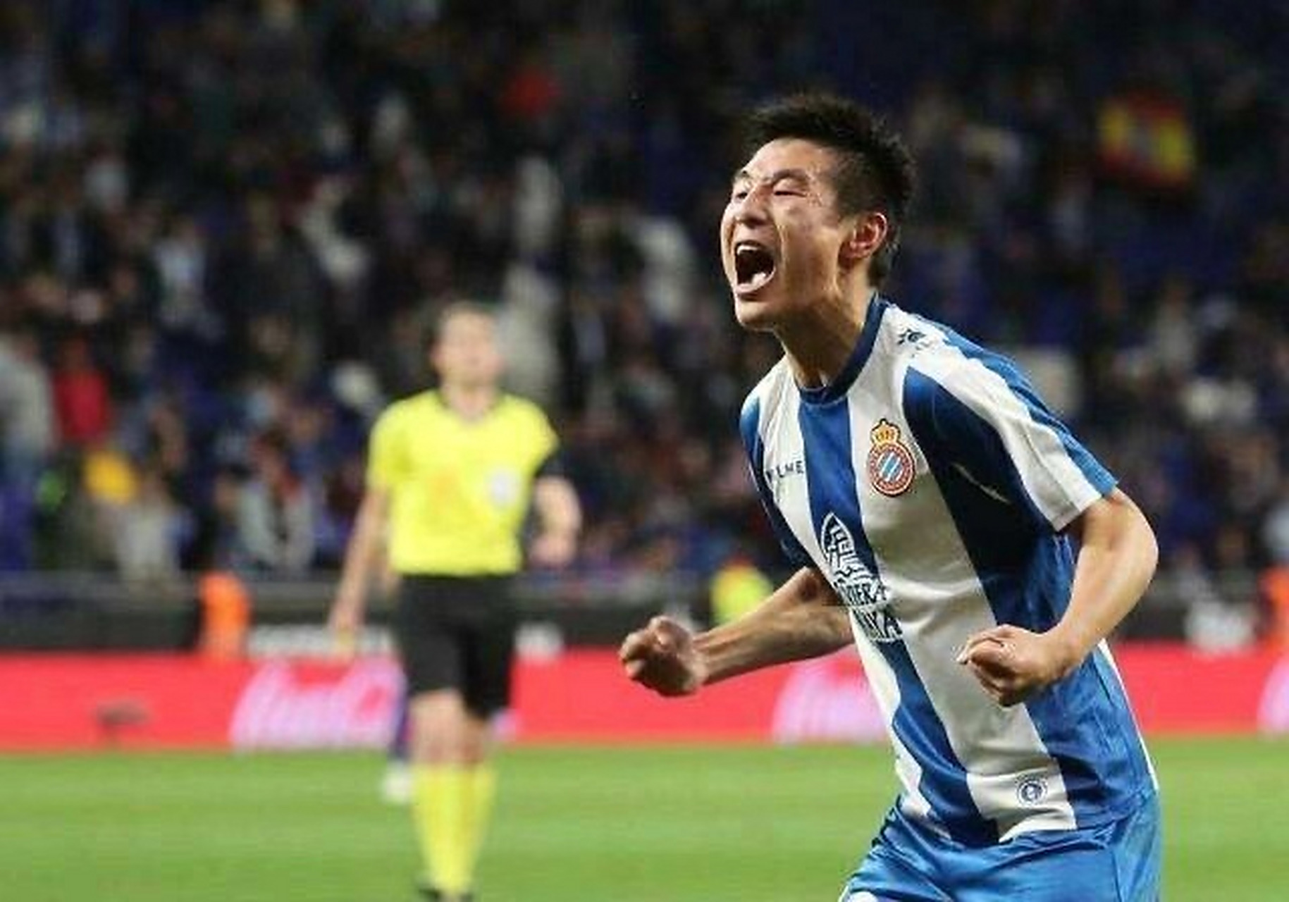 包含沃特福德客场失利，保级形势不容乐观的词条