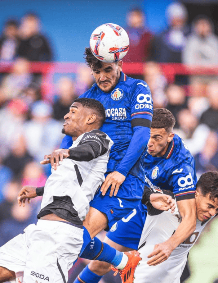 包含赫塔菲主场艰难获胜,保级希望一线的词条 包含赫塔菲主场艰难获胜,保级希望一线的词条