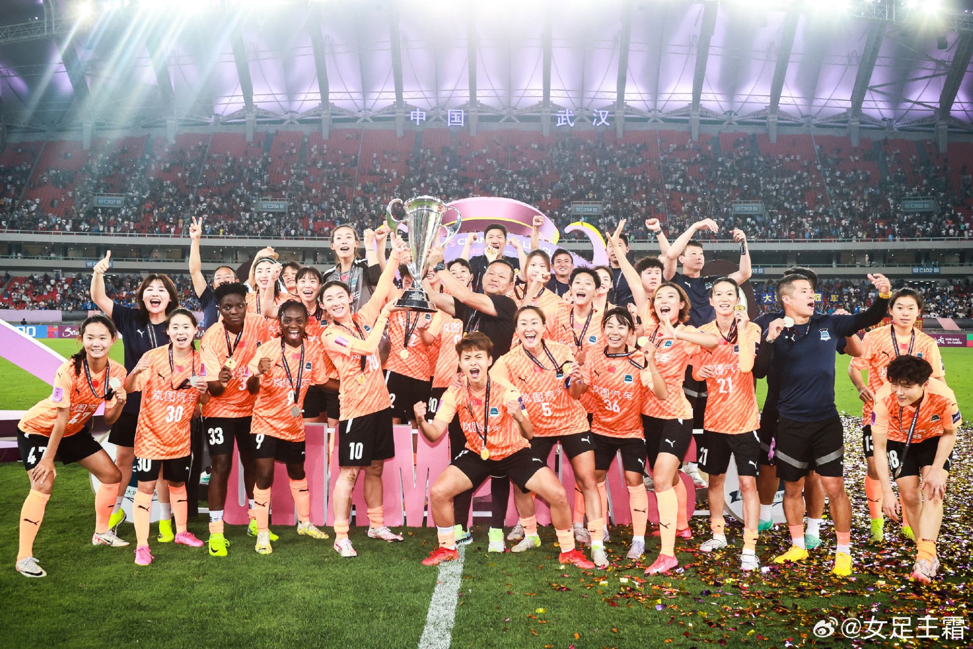 国内足球职业联赛赛事不容错过 国内足球职业联赛赛事不容错过