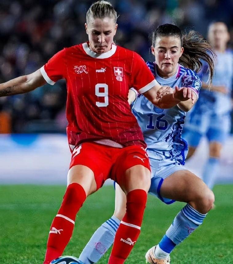 荷兰女足斩获胜利,实力不俗 荷兰女足斩获胜利,实力不俗