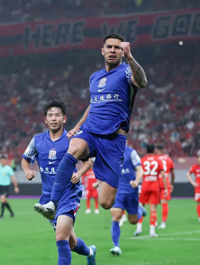 关于上海申花客场胜出,稳固积分榜位置的信息 关于上海申花客场胜出,稳固积分榜位置的信息