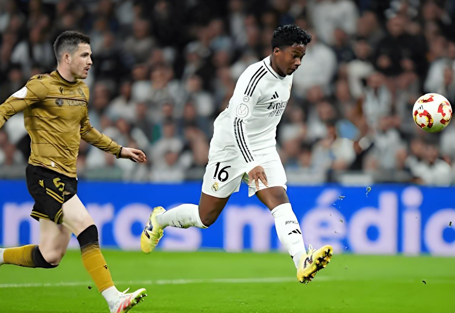 球员精准射门技术得分，作为最佳进攻手的简单介绍