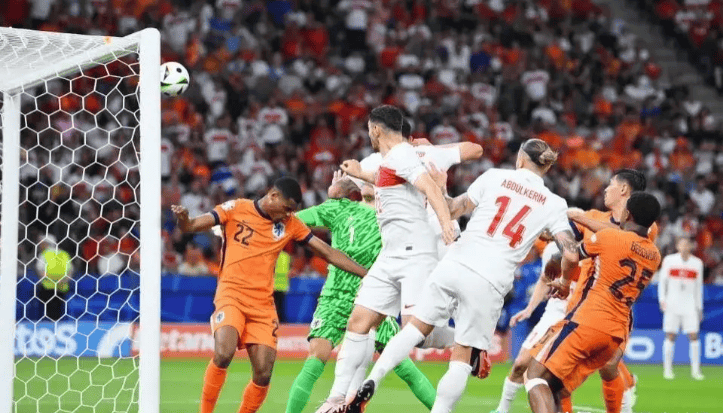 英格兰1-0小胜克罗地亚,晋级欧洲杯四强 英格兰1-0小胜克罗地亚,晋级欧洲杯四强