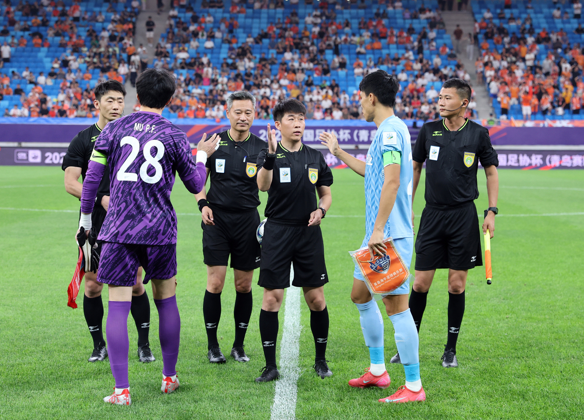 球迷热议足球赛事胜负全凭实力还是运气?的简单介绍 球迷热议足球赛事胜负全凭实力还是运气?的简单介绍