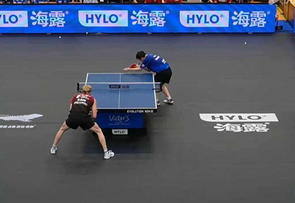 法国乒乓球队爆冷中国乒乓球队，奥恰洛夫统治全场的简单介绍