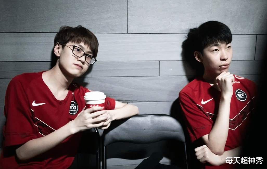 包含EDG翻盘DRX，Kanavi三分雨点燃全场的词条