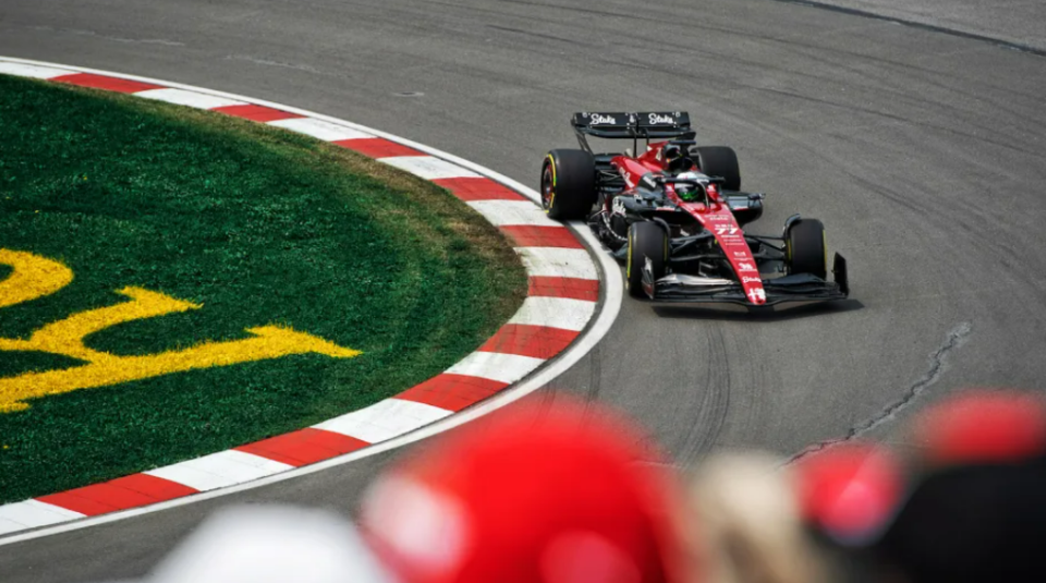 包含红牛二队横扫雷诺车队,汉密尔顿高光表现的词条 包含红牛二队横扫雷诺车队,汉密尔顿高光表现的词条