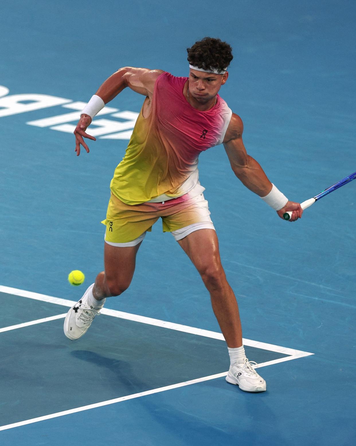 澳网翻盘美网,辛纳扛起全队 澳网翻盘美网,辛纳扛起全队